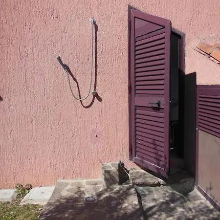 Gramsci 3 Apartament