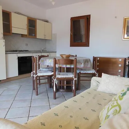 Gramsci 3 Apartament